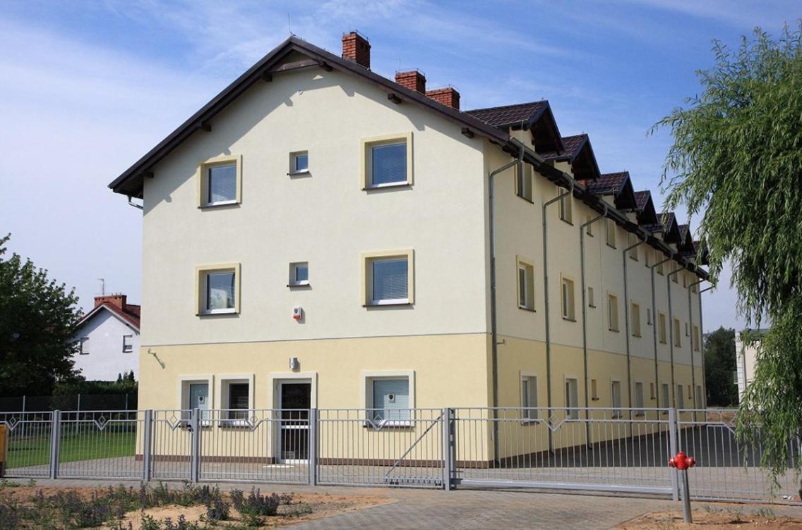 Leo Hostel Posen Exterior foto