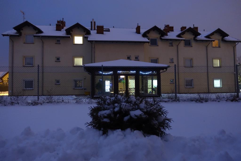 Leo Hostel Posen Exterior foto